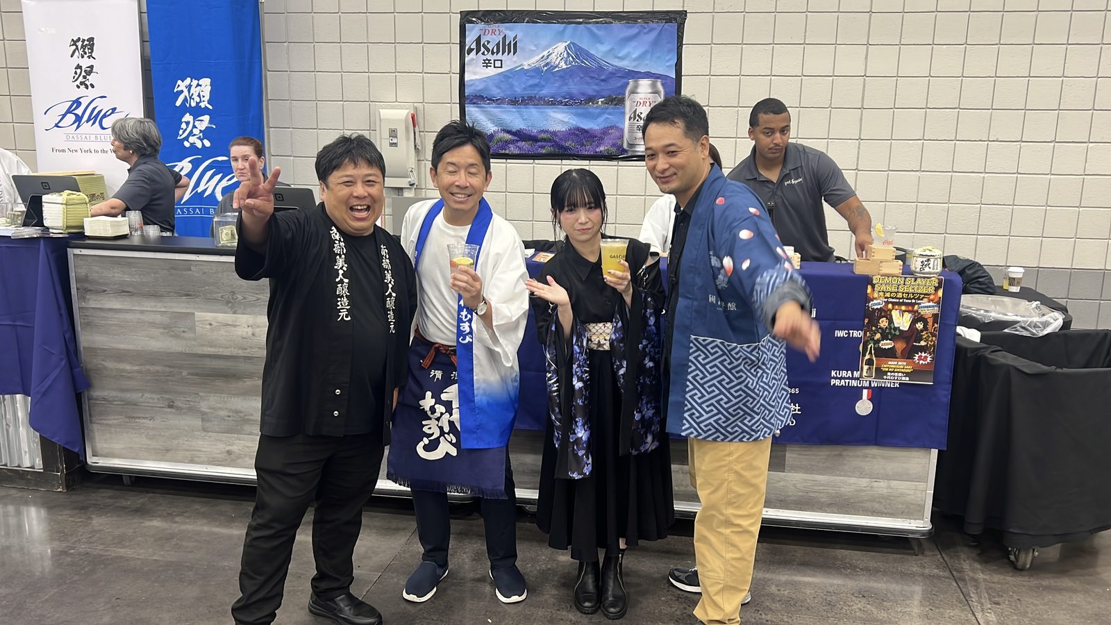 会場内の日本酒ブースのようす